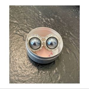 Jojo loves you studs